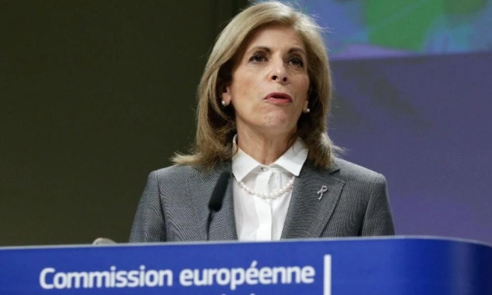 Κυριακίδου: Η Επιτροπή θα αναθεωρήσει τις συστάσεις για την ελεύθερη κυκλοφορία εντός της ΕΕ